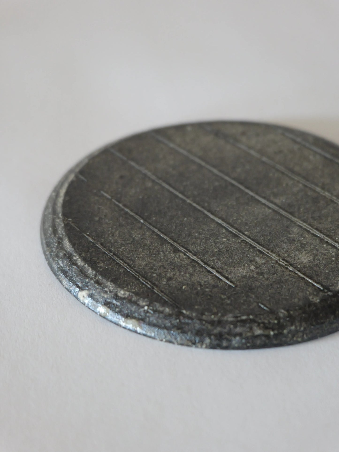 山田隆太郎 フラットプレート5寸・グレー C