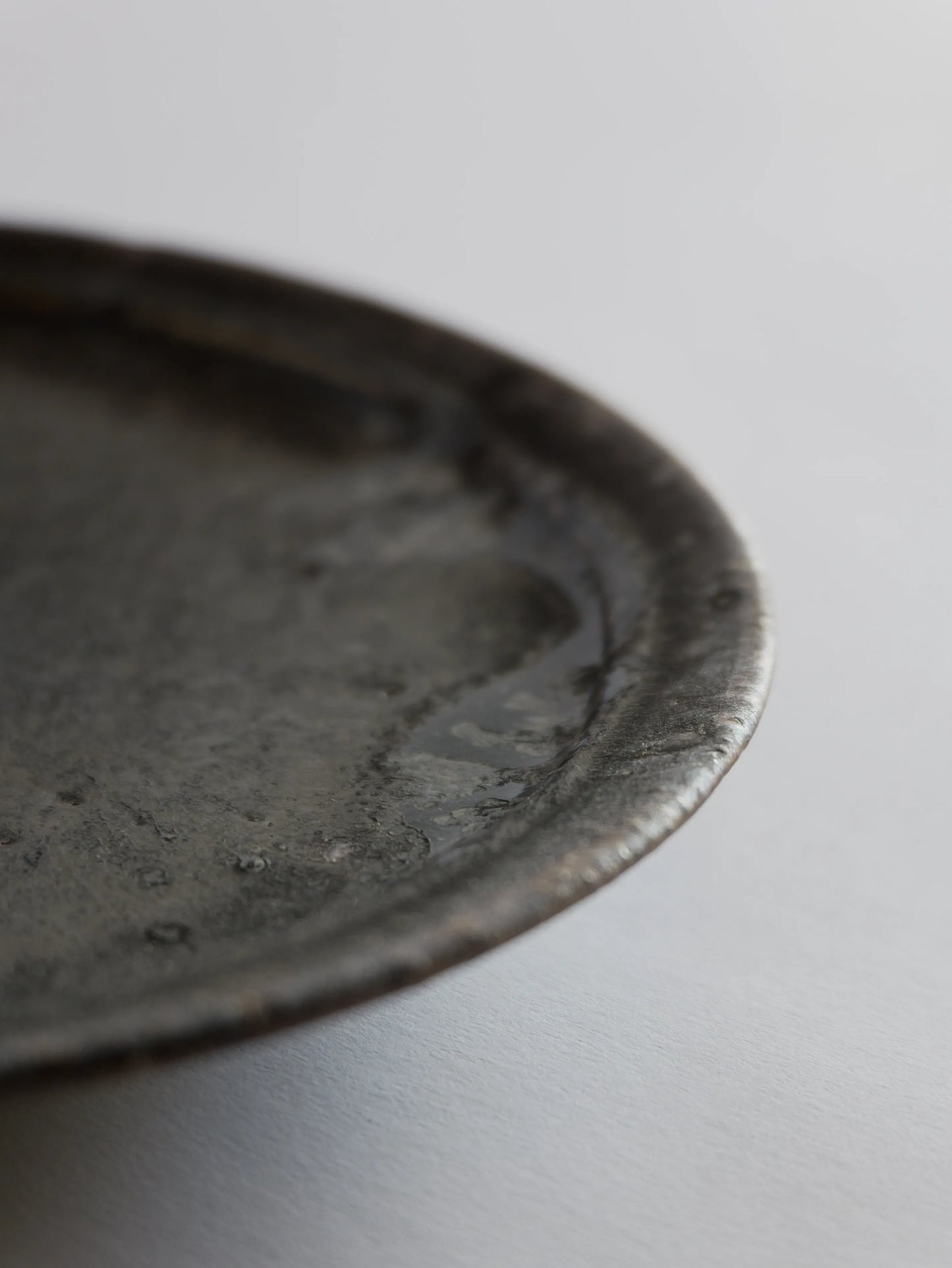 小野象平 黒志野 8寸皿 E