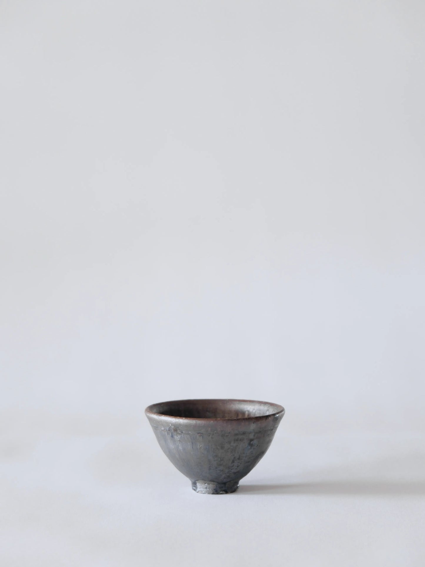小野象平 黒志野 丸湯呑み A