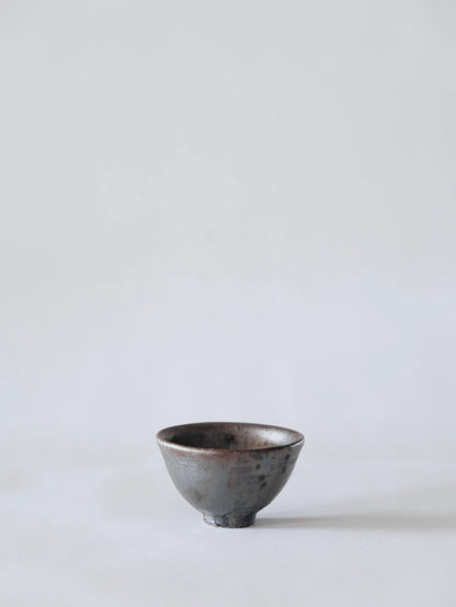 小野象平 黒志野 丸湯呑み E