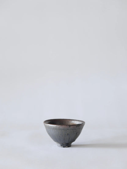 小野象平 黒志野 丸湯呑み G