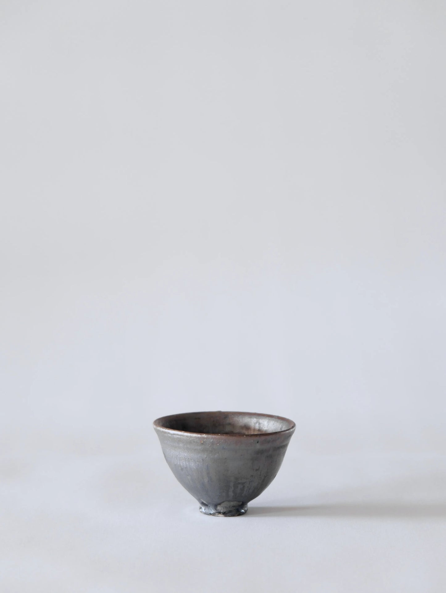小野象平 黒志野 丸湯呑み H