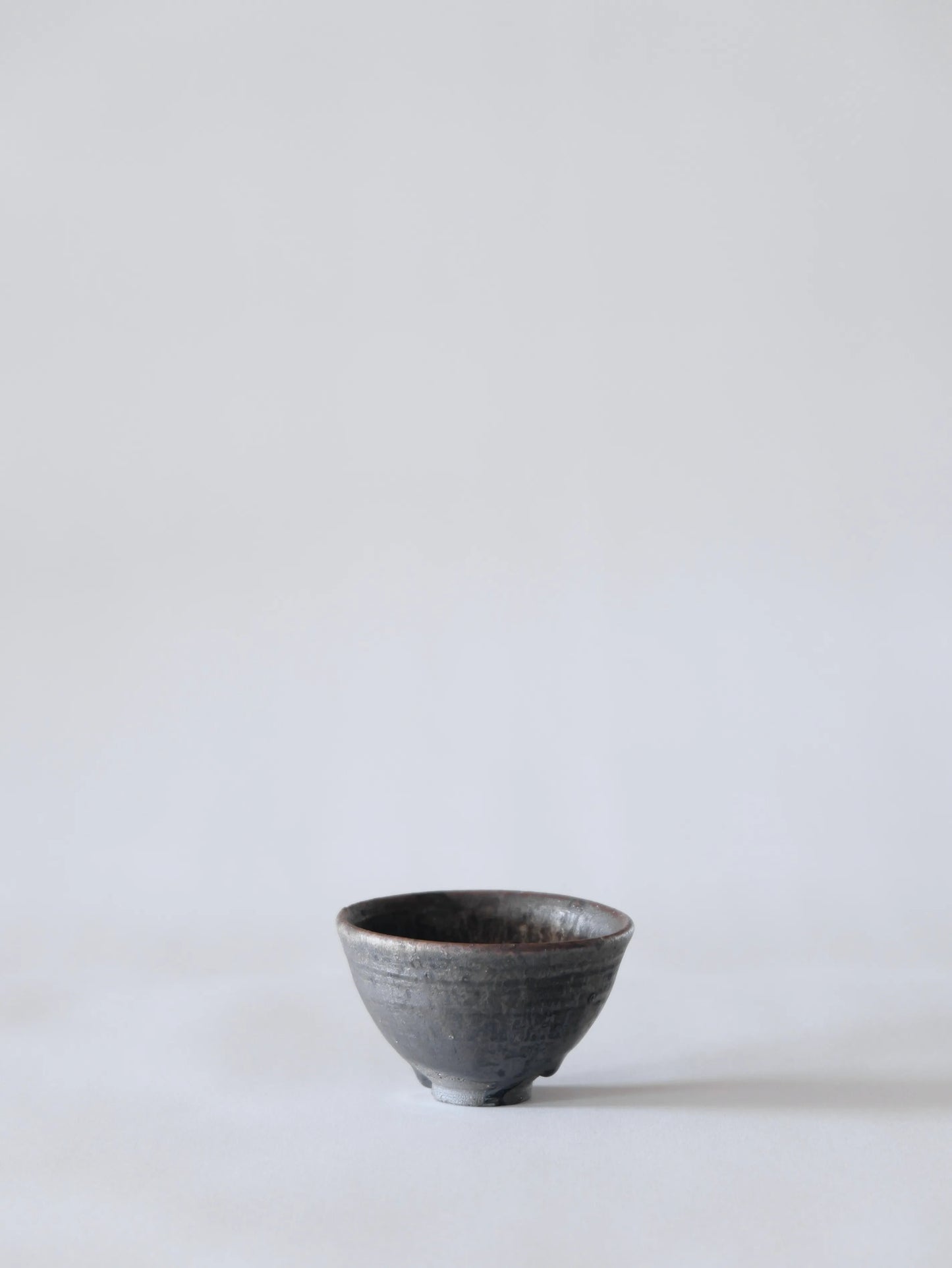 小野象平 黒志野 丸湯呑み I