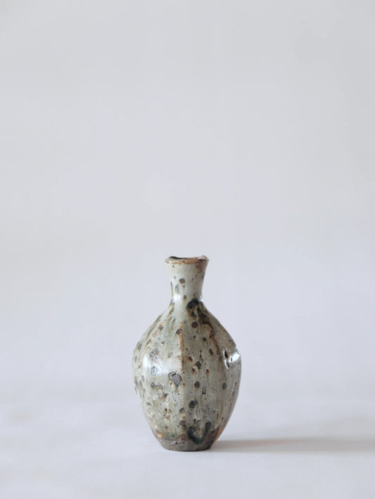 小野象平 白化粧 一輪ざし