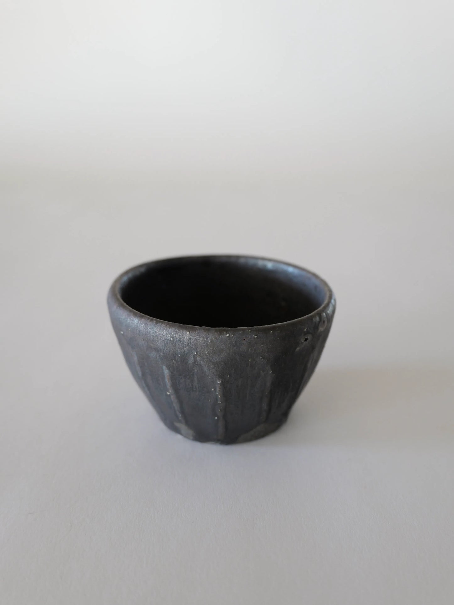 小野象平 黒志野 蕎麦猪口 E