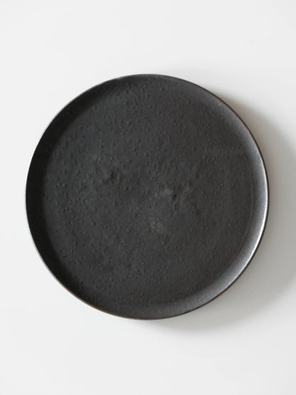 山田隆太郎 フラットプレート8寸・黒 B