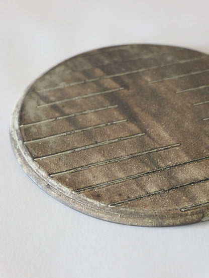 山田隆太郎 フラットプレート8寸・白 A