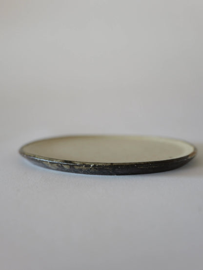 山田隆太郎 フラットプレート5寸・白 C