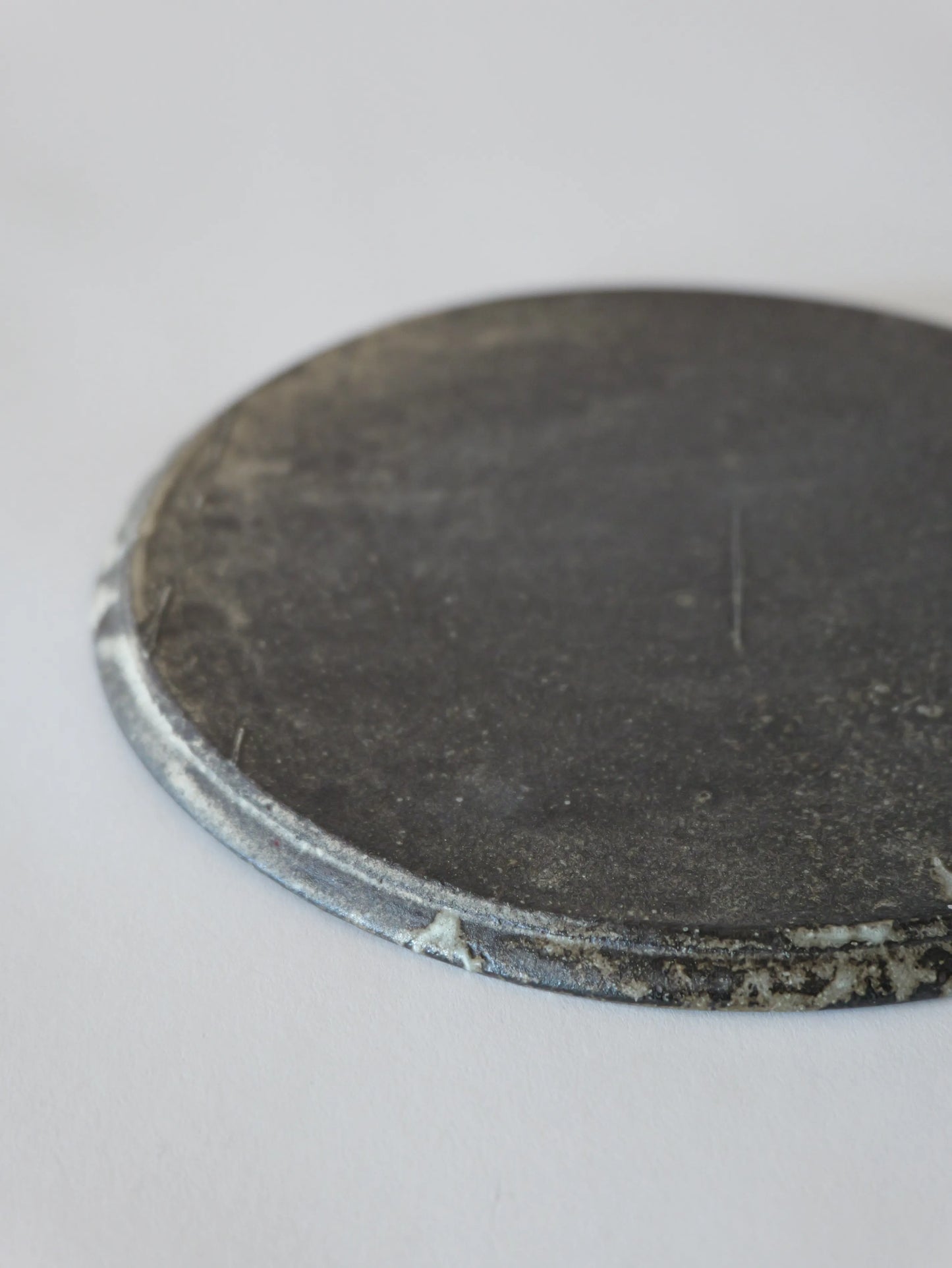 山田隆太郎 フラットプレート8寸・グレー A