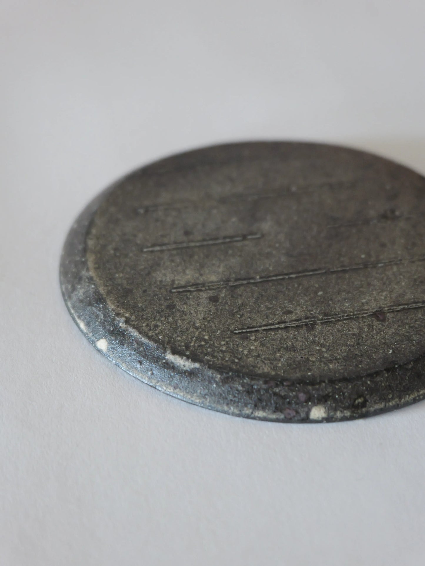 山田隆太郎 フラットプレート5寸・グレー B