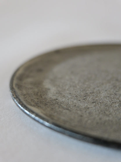 山田隆太郎 フラットプレート5寸・グレー D
