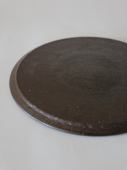 山田隆太郎 フラットプレート8寸・黒 B