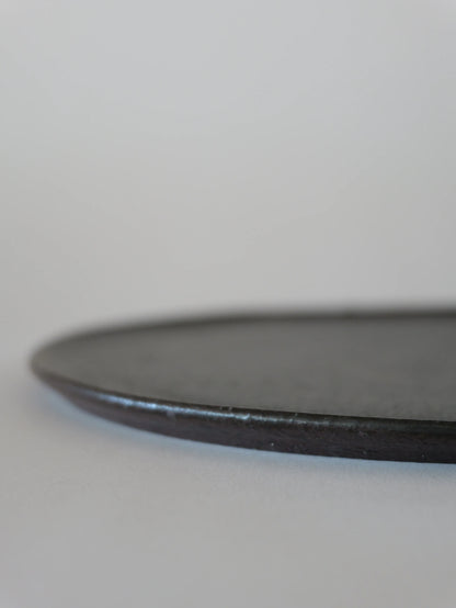 山田隆太郎 フラットプレート8寸・黒 C