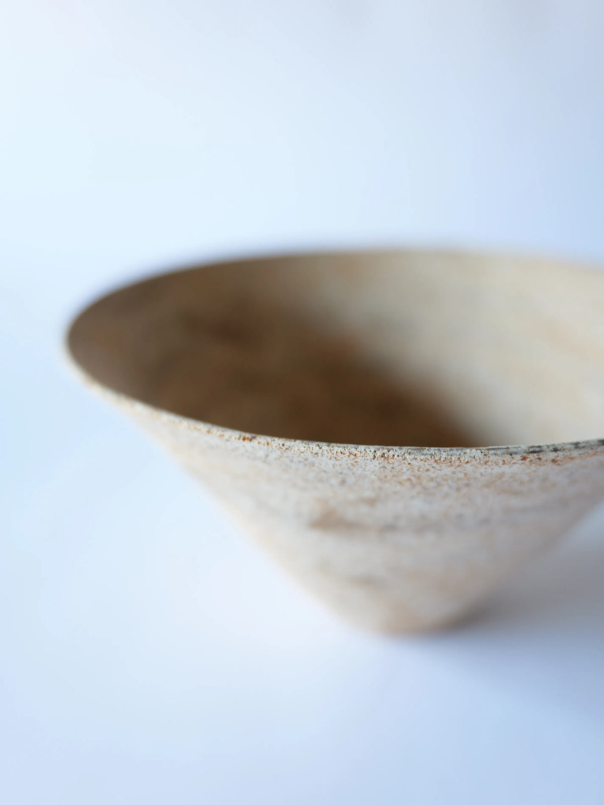 二階堂明弘 焼締め 三角碗 黄 A